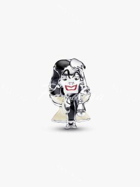Disney Villains Cruella De Vil Charm